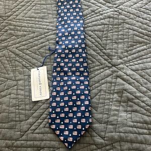 Vineyard Vines American Flag silk tie
